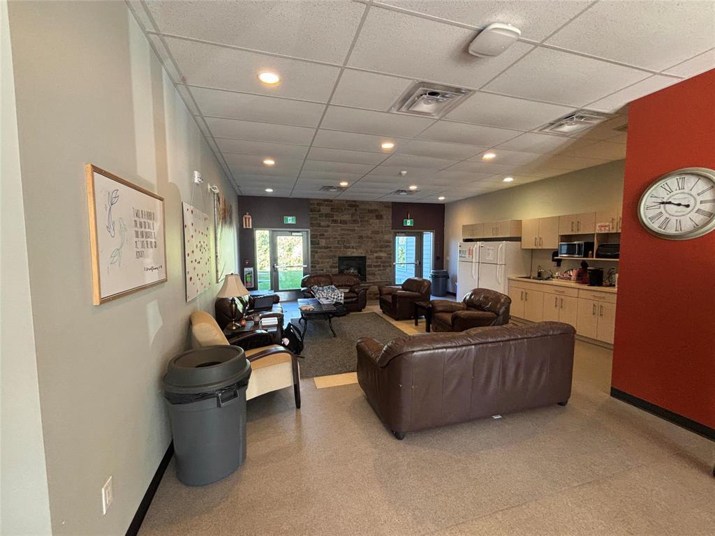 101 Campus Drive, Steinbach, Manitoba  R5G 1T4 - Photo 2 - 202623407