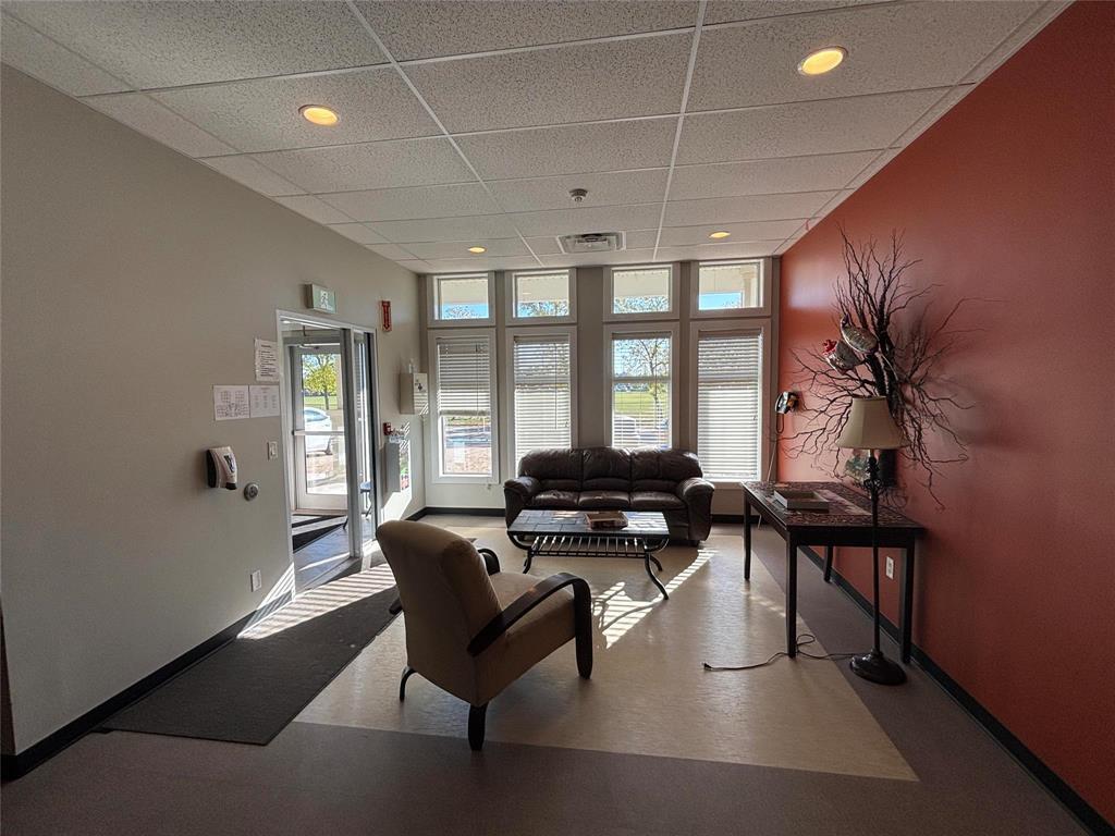 101 Campus Drive, Steinbach, Manitoba  R5G 1T4 - Photo 3 - 202623407