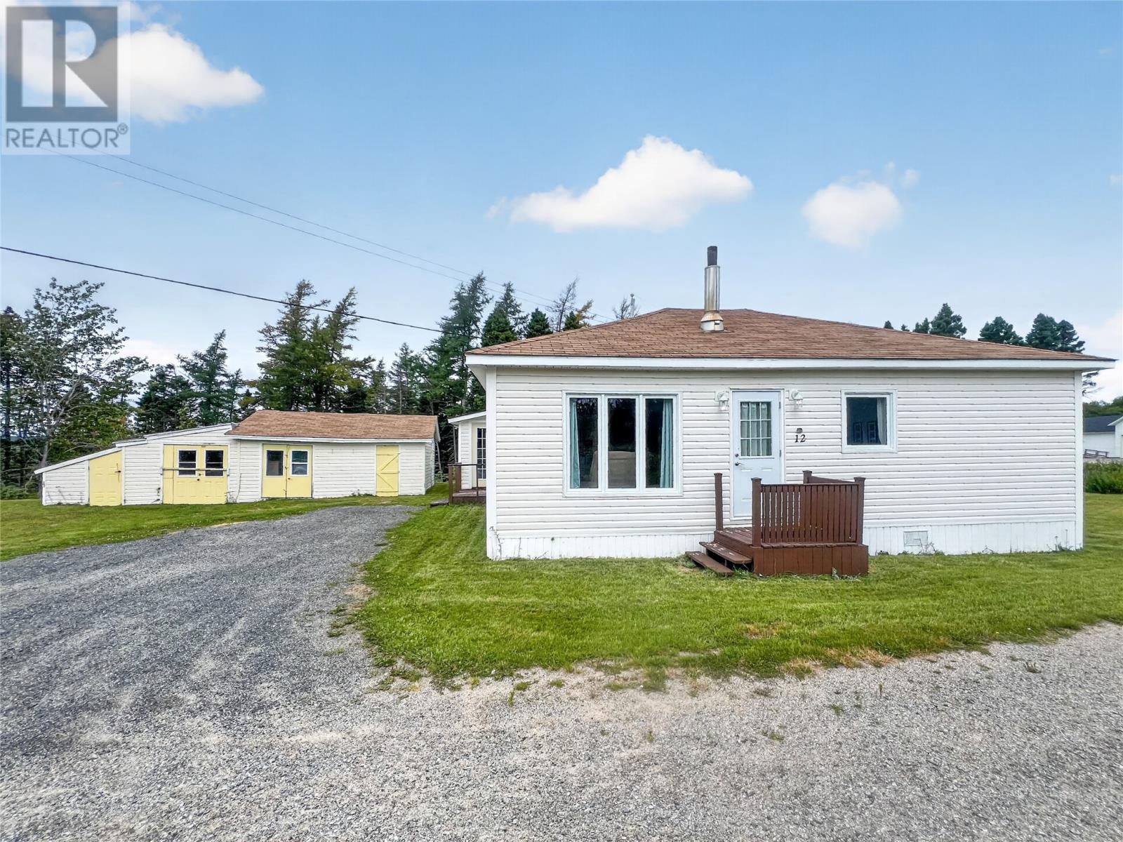 12 Riverside Road W, Glovertown — photo 2