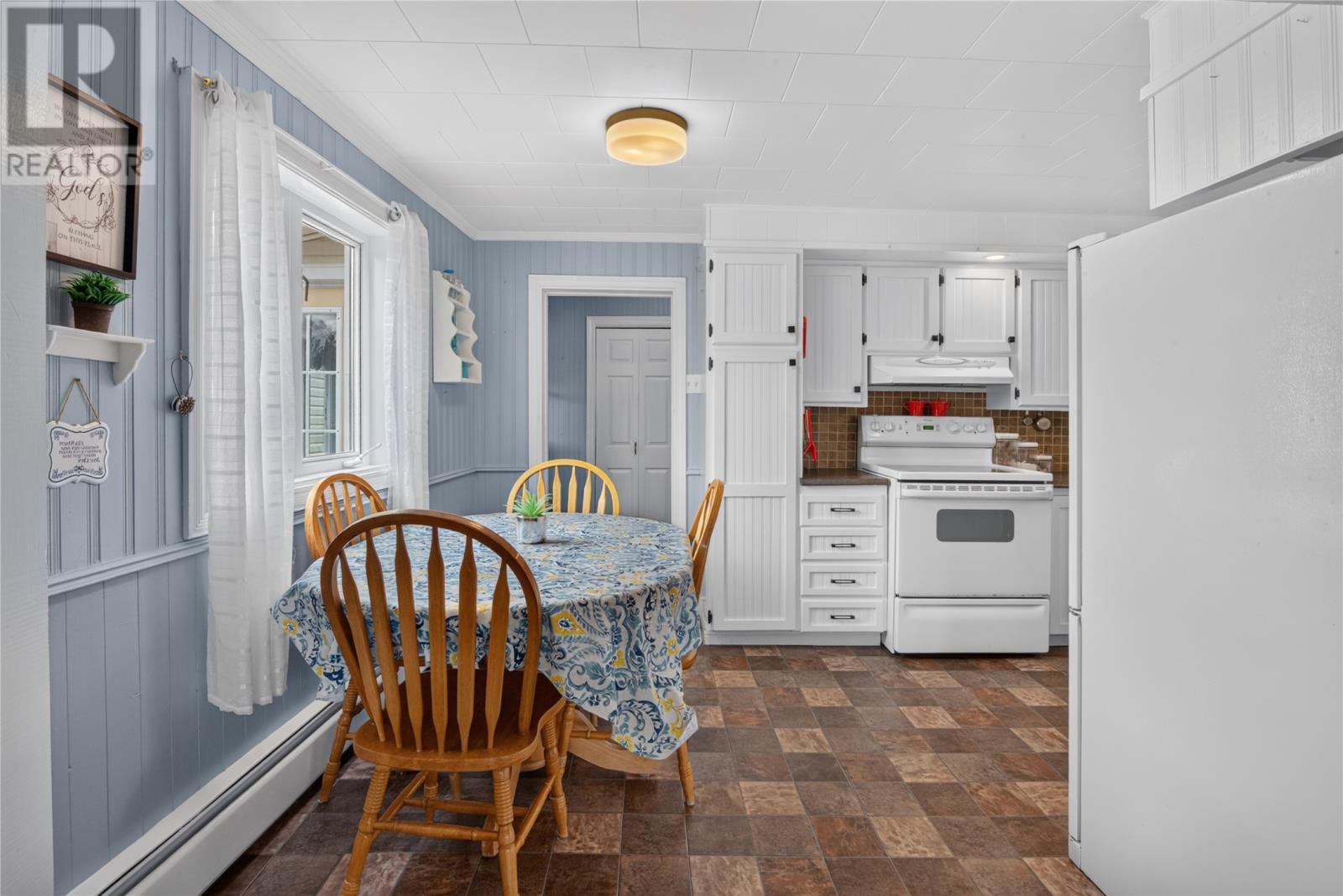 12 Riverside Road W, Glovertown — photo 9