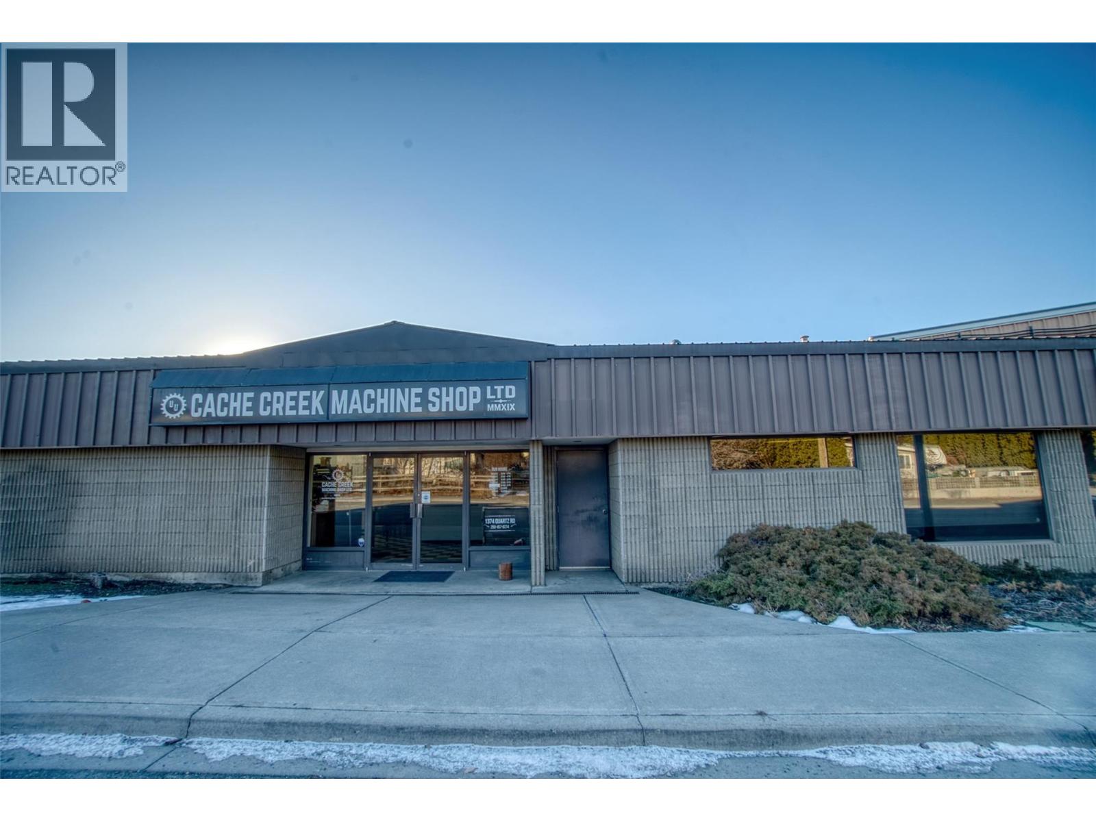 1374 Quartz Road, Cache Creek, British Columbia  V0K 1H0 - Photo 2 - 10400892
