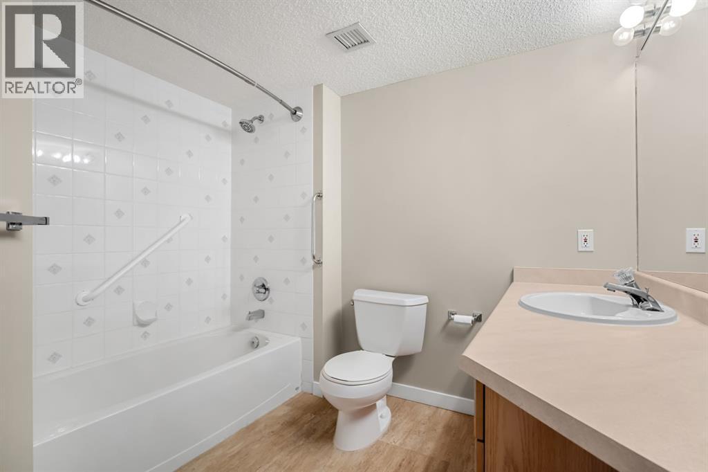 1108, 1108 Hawksbrow Point NW, Calgary, Alberta  T3G 4C9 - Photo 13 - A2346946
