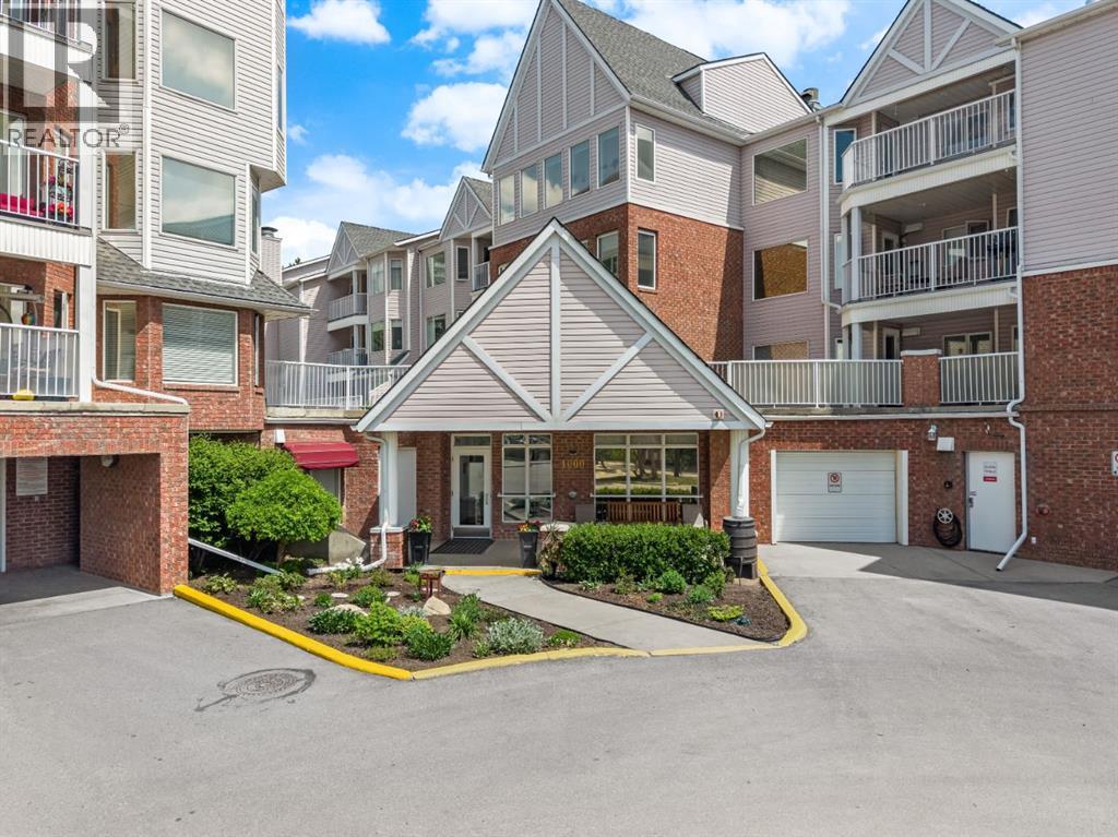 1108, 1108 Hawksbrow Point NW, Calgary, Alberta  T3G 4C9 - Photo 2 - A2346946
