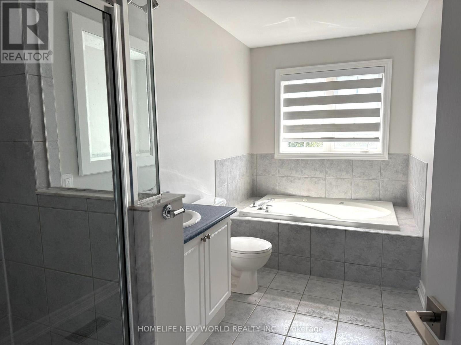 118 Glenmeadow Crescent, Hamilton, Ontario  L8E 6C1 - Photo 13 - X13735730