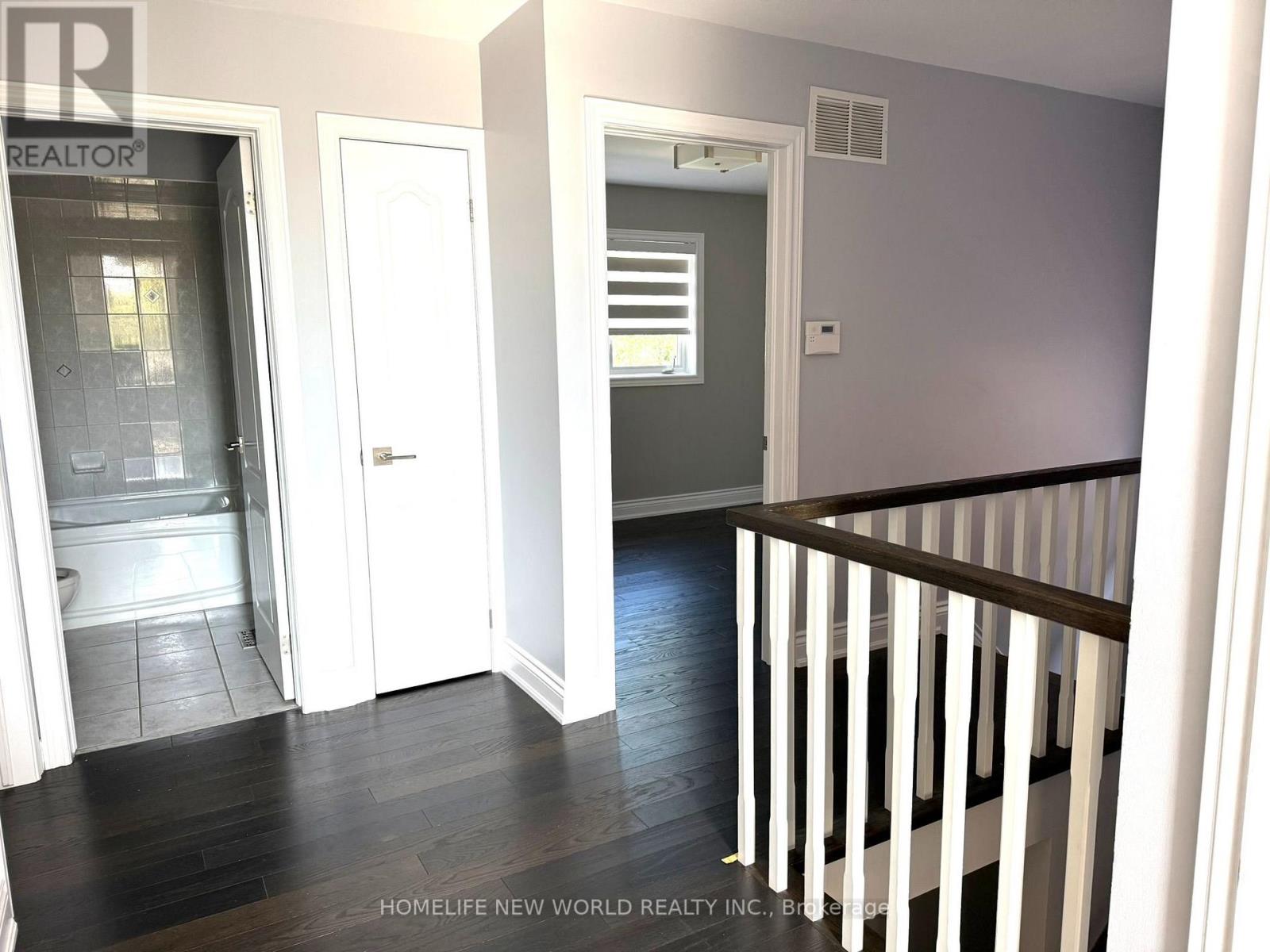 118 Glenmeadow Crescent, Hamilton, Ontario  L8E 6C1 - Photo 16 - X13735730