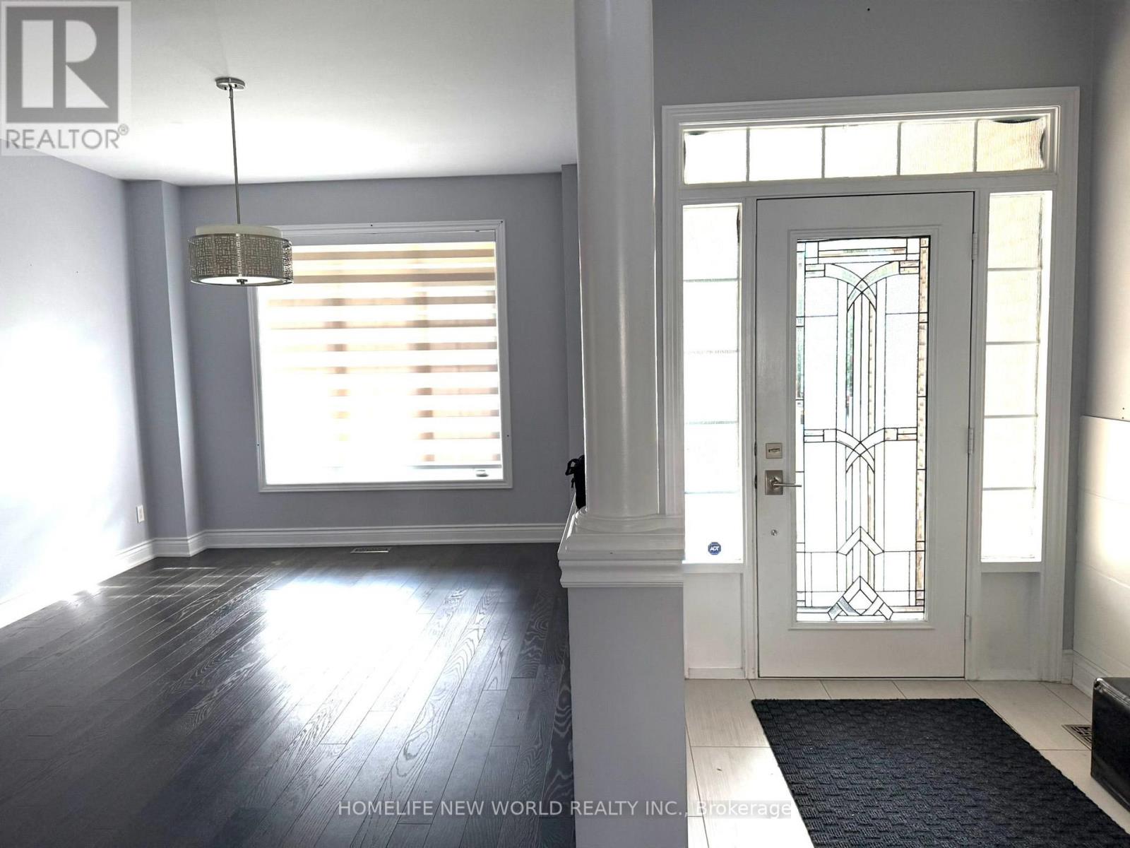 118 Glenmeadow Crescent, Hamilton, Ontario  L8E 6C1 - Photo 2 - X13735730