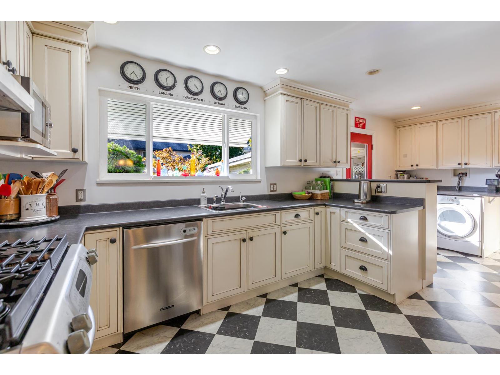 8625 144a Street, Surrey, British Columbia  V3S 2Y1 - Photo 16 - R3166237