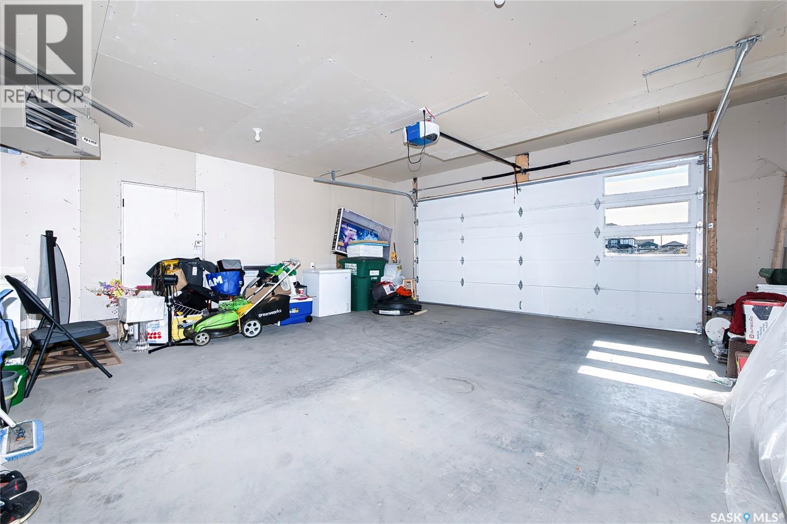 106 Kenaschuk Crescent, Saskatoon, Saskatchewan  S7W 0Y6 - Photo 44 - SK049021
