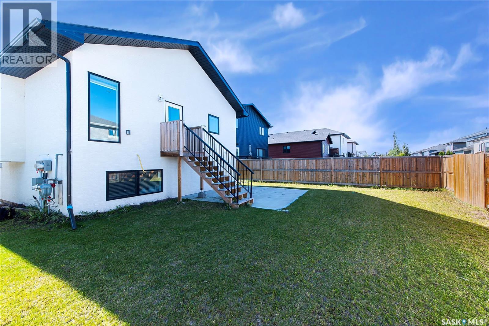 106 Kenaschuk Crescent, Saskatoon, Saskatchewan  S7W 0Y6 - Photo 45 - SK049021