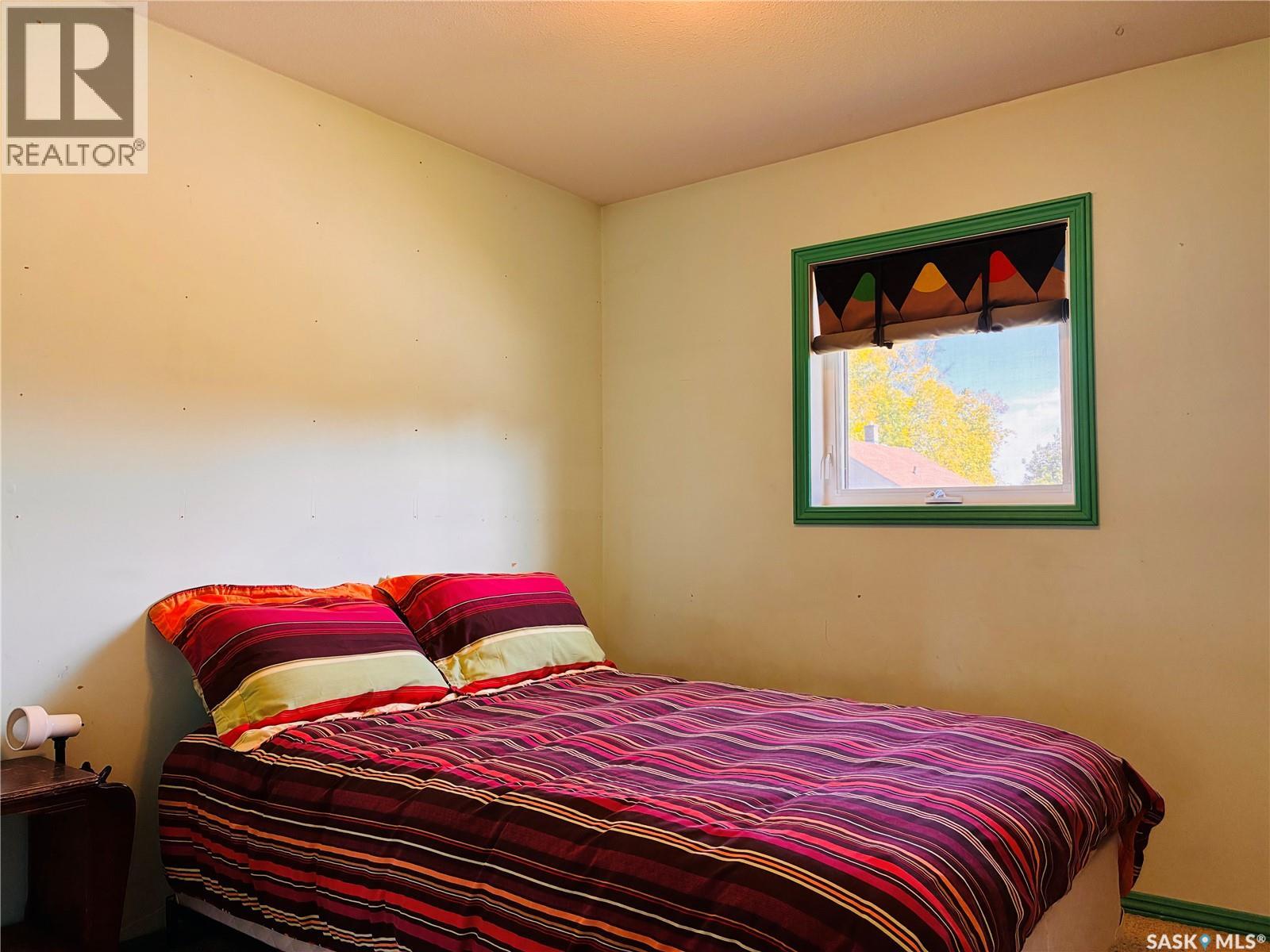 301 7th Avenue W, Nipawin, Saskatchewan  S0E 1E0 - Photo 42 - SK048946