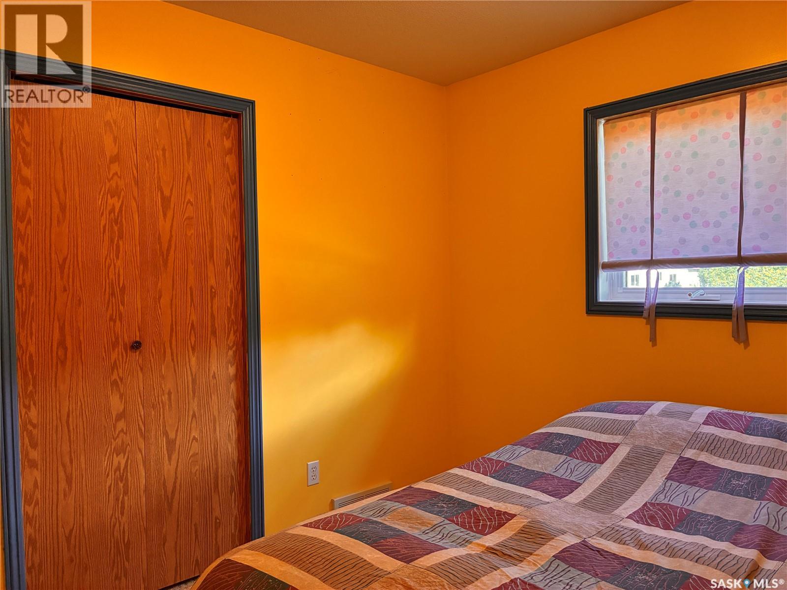 301 7th Avenue W, Nipawin, Saskatchewan  S0E 1E0 - Photo 45 - SK048946