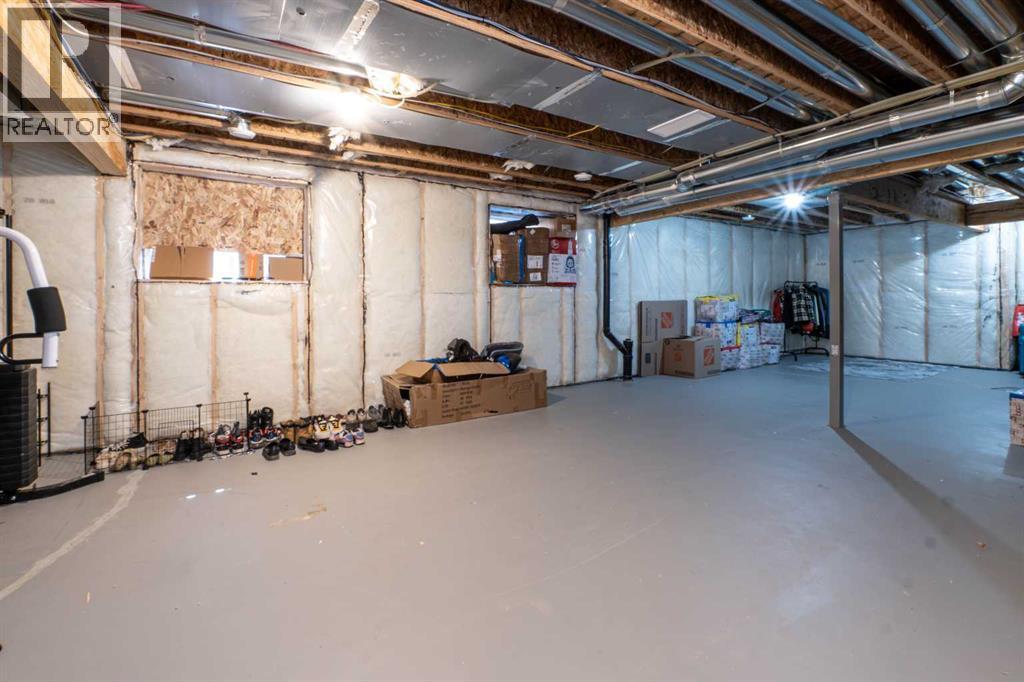 321 Ellen Park, Crossfield, Alberta  T0M 0S0 - Photo 27 - A2343003