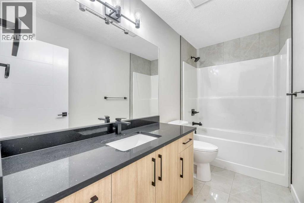 112 Lakewood, Strathmore, Alberta  T1P 2J9 - Photo 32 - A2344648