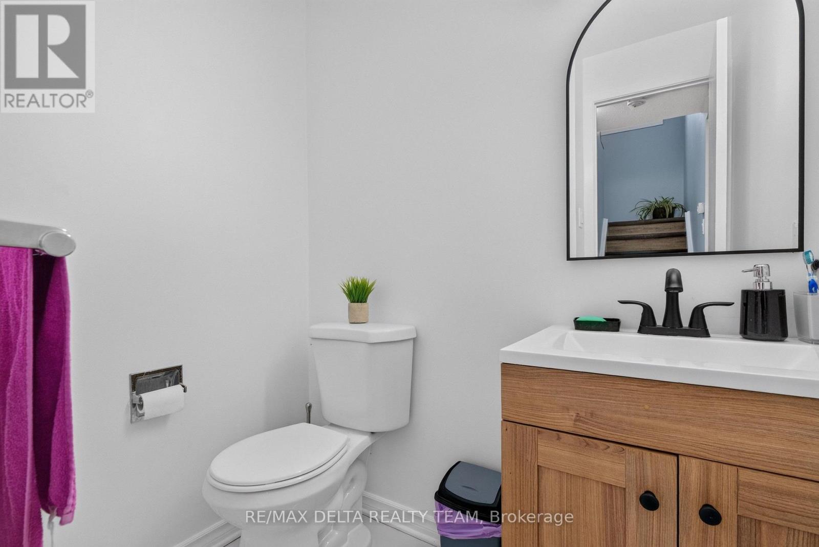 1467 Bethamy Lane, Ottawa, Ontario K1J 8P7 - Photo 9 - X13810508