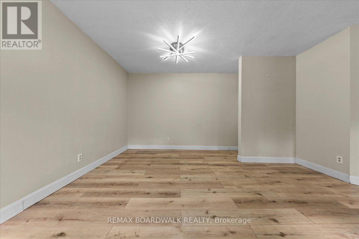 6 - 7 Timberview Way, Ottawa, Ontario K2H 9M5 - Photo 7 - X13810614