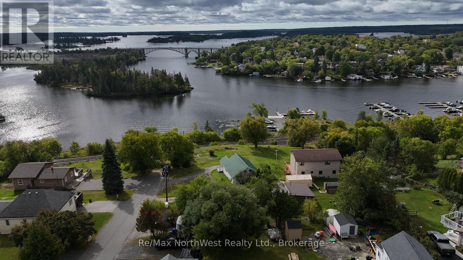 119 LYNDALE AVENUE, Kenora, Ontario