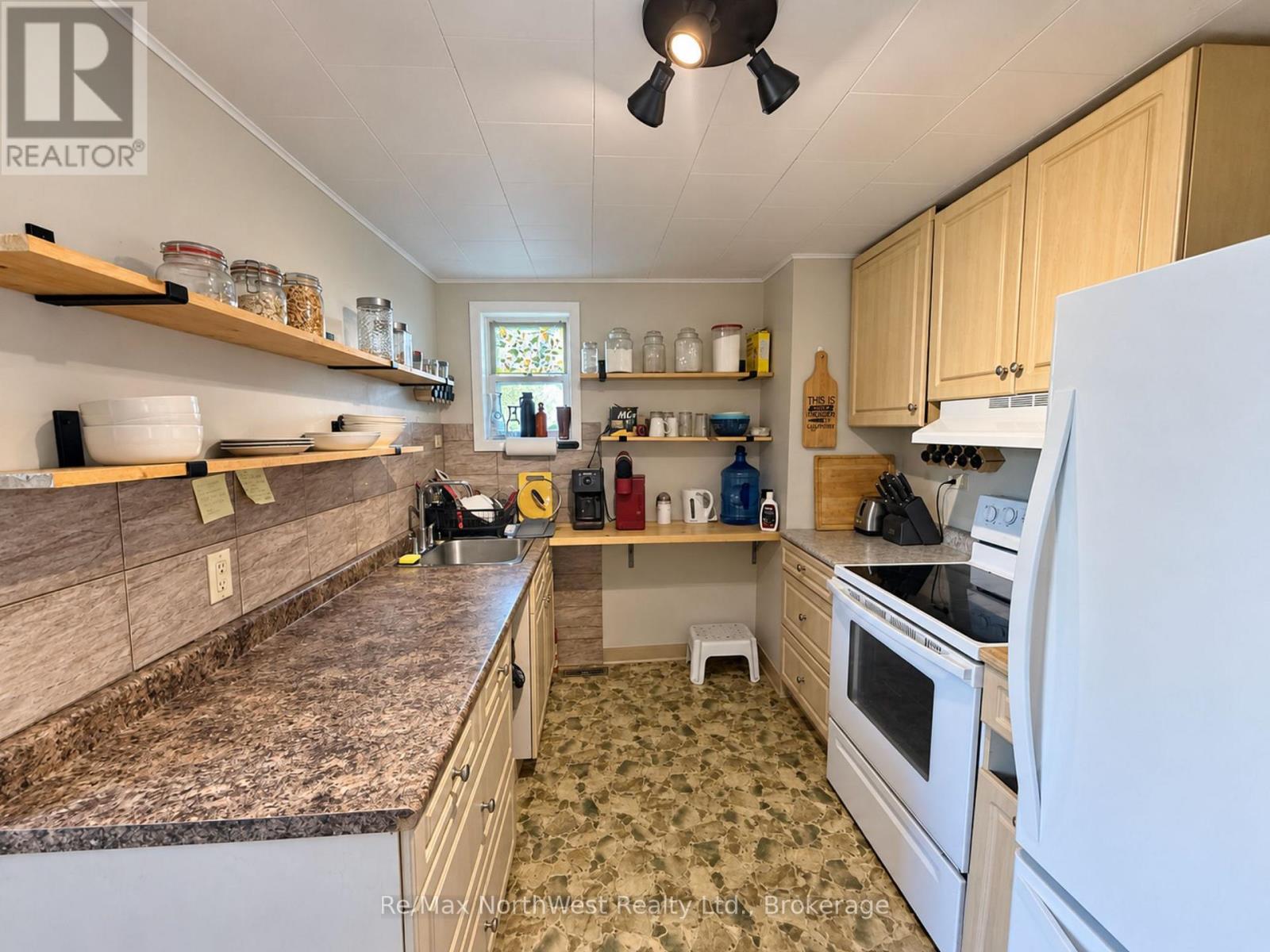 119 Lyndale Avenue, Kenora, Ontario  P0X 1C0 - Photo 5 - X13810590