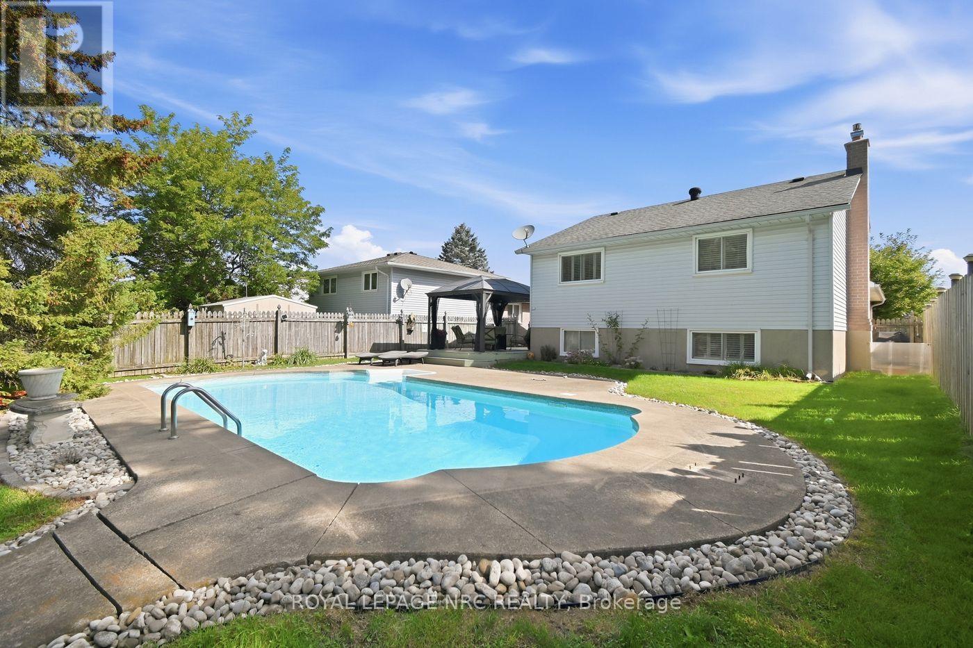 92 Larchwood Circle, Welland (N. Welland), Ontario  L3C 6T3 - Photo 43 - X13810630