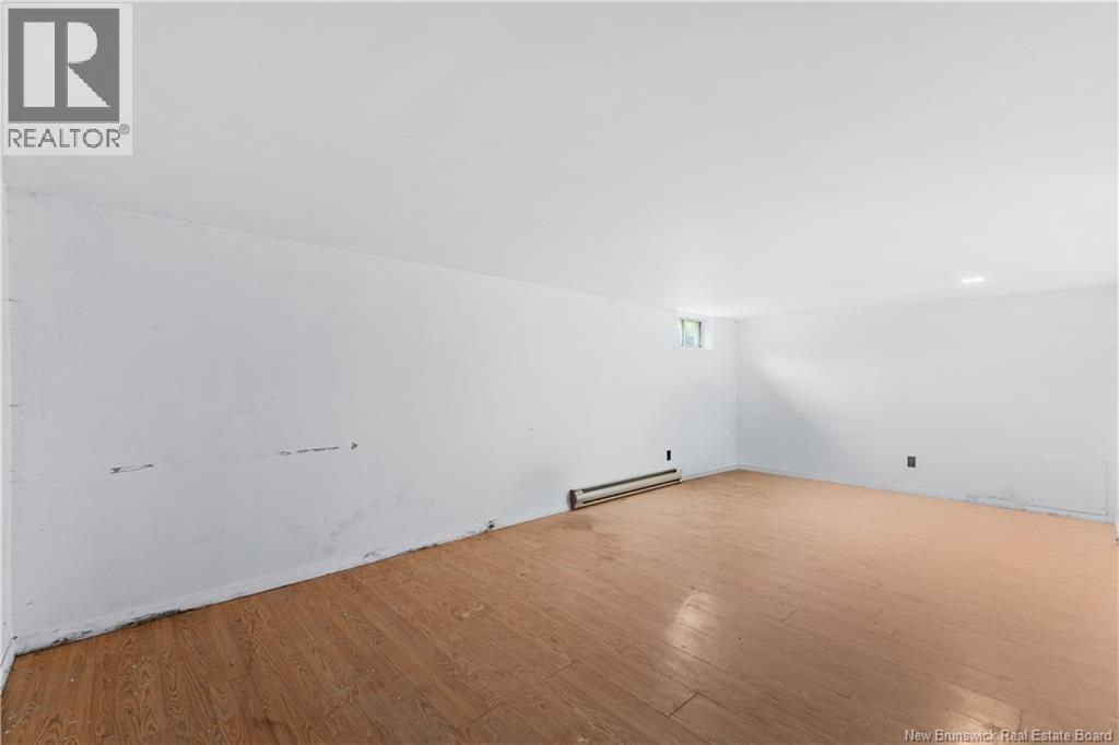 303 La Montain, Memramcook, New Brunswick  E4K 1A3 - Photo 7 - NB148213