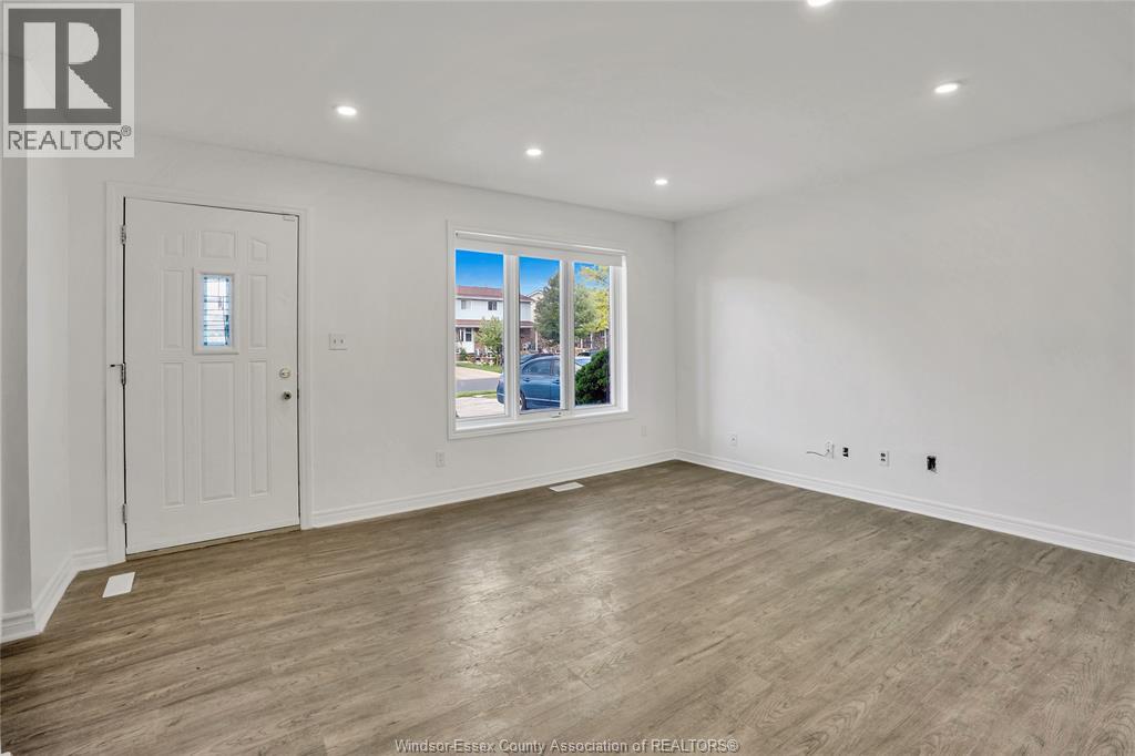 1272 South Pacific, Windsor, Ontario  N8X 5A2 - Photo 6 - 26023187