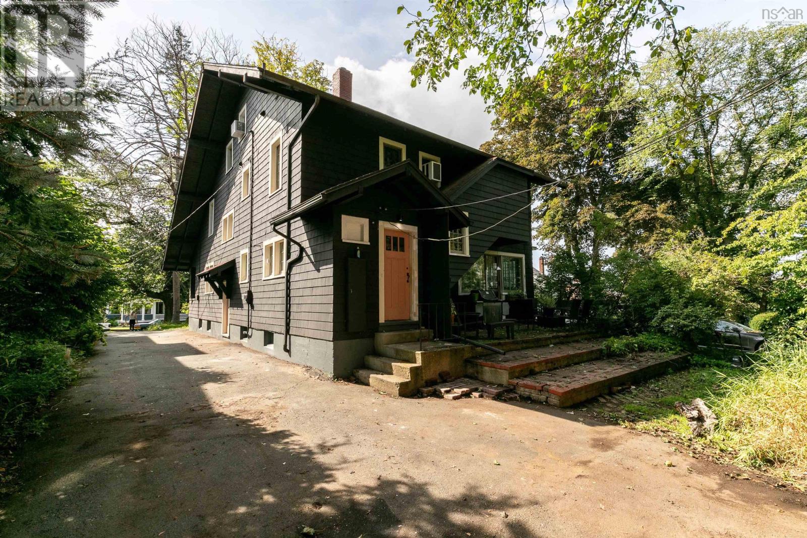 6443 Coburg Road photo 29