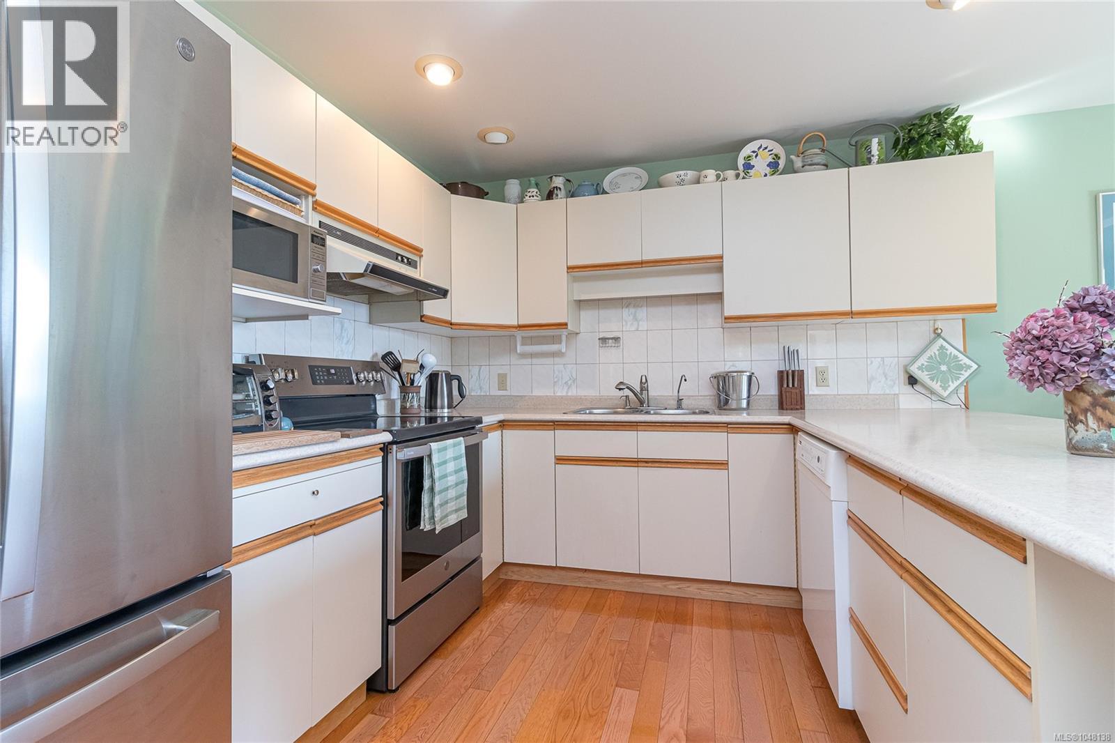 2175 Firwood Pl photo 21