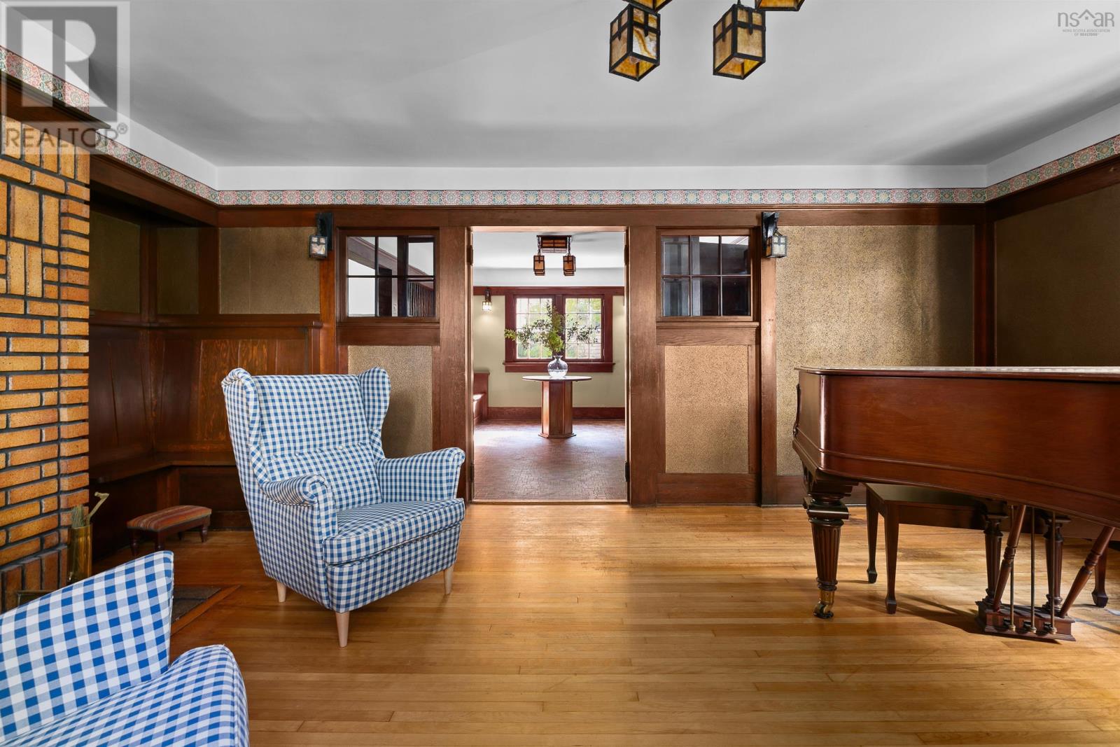 6443 Coburg Road photo 9