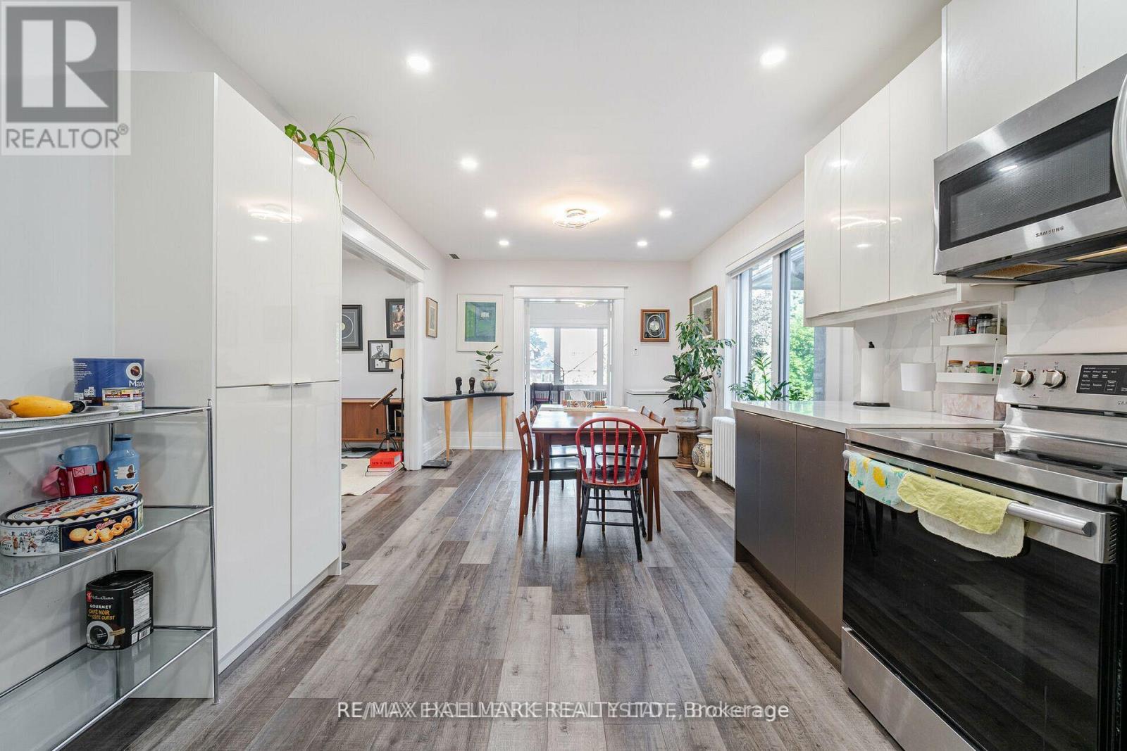 2nd Floor - 193 Heath Street W, Toronto, Ontario  M4V 1V3 - Photo 22 - C13810710