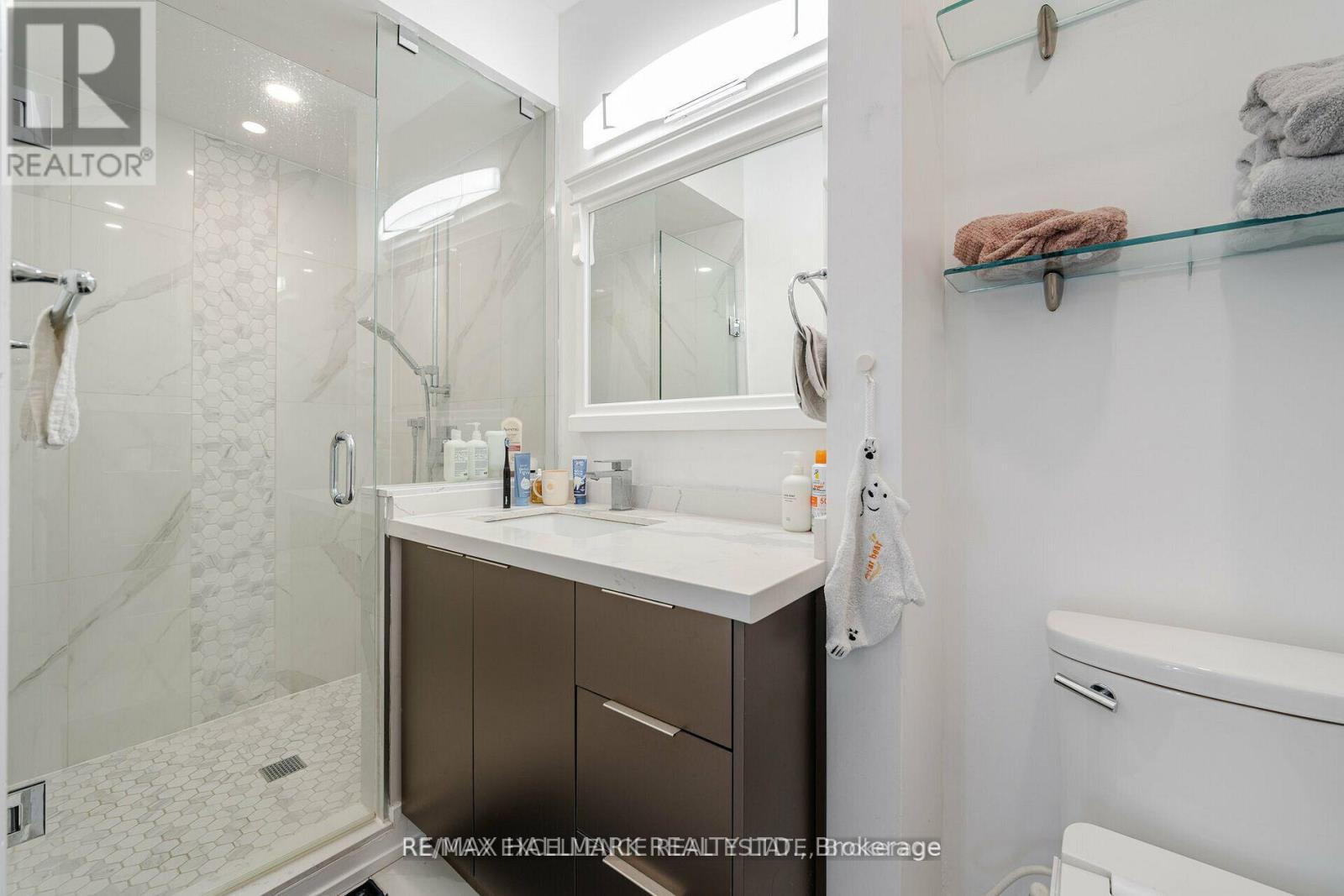 2nd Floor - 193 Heath Street W, Toronto, Ontario  M4V 1V3 - Photo 31 - C13810710