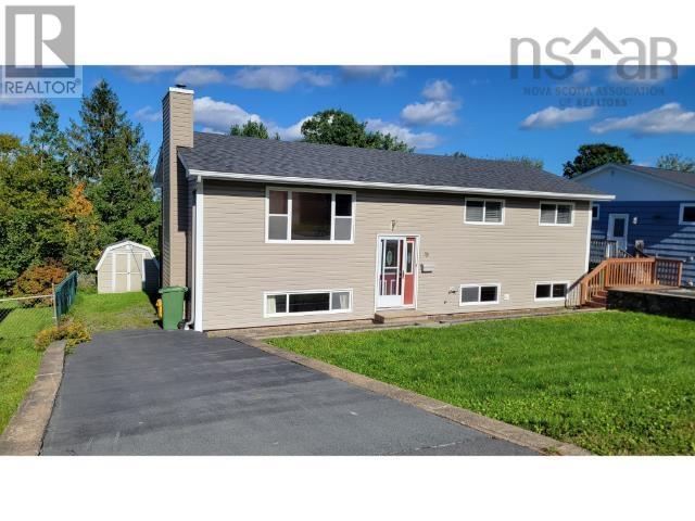 33 Coles Road, Sackville, Nova Scotia  B4C 1T9 - Photo 2 - 202623957