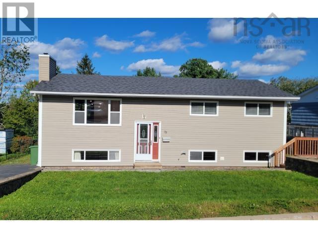 33 Coles Road, Sackville, Nova Scotia  B4C 1T9 - Photo 1 - 202623957