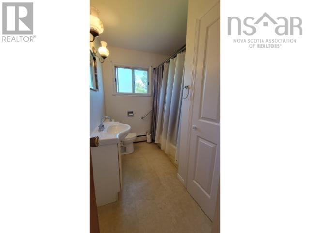 33 Coles Road, Sackville, Nova Scotia  B4C 1T9 - Photo 28 - 202623957