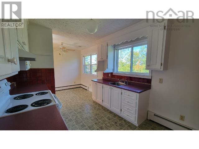 33 Coles Road, Sackville, Nova Scotia  B4C 1T9 - Photo 17 - 202623957