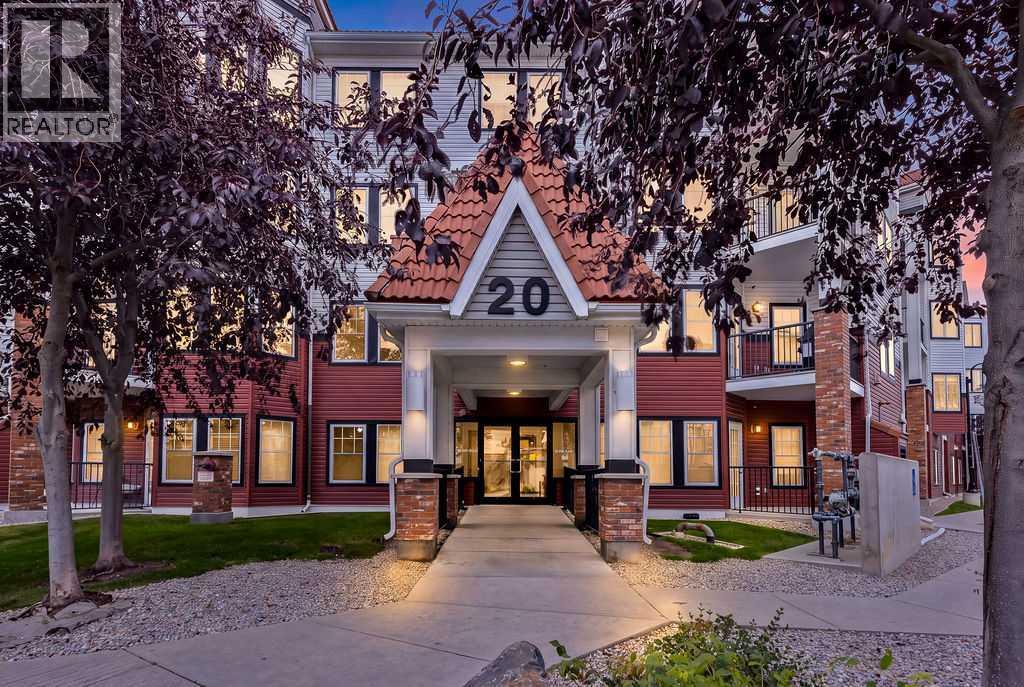 111, 20 Royal Oak Plaza NW, Calgary, Alberta  T3G 0C6 - Photo 1 - A2346383