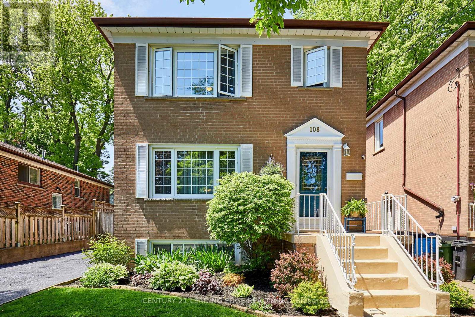 108 GRADWELL DRIVE, Toronto, Ontario