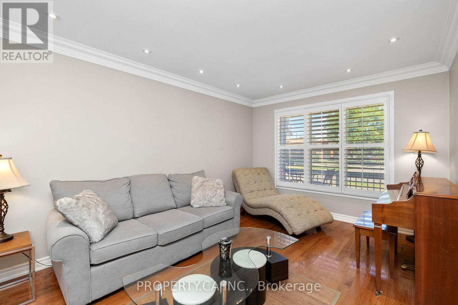 235 Brownridge Drive, Vaughan, Ontario  L4J 7E7 - Photo 3 - N13810722