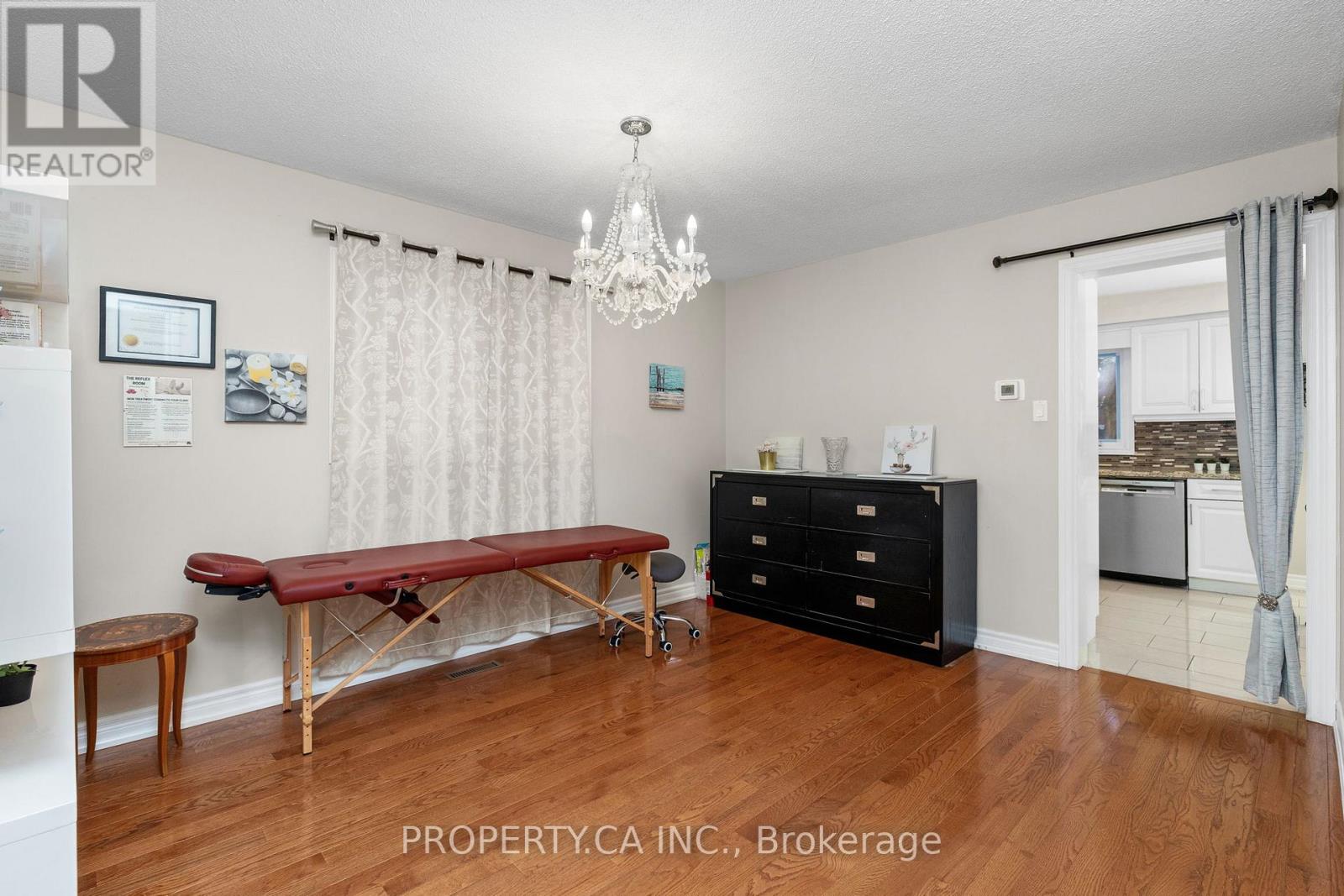 235 Brownridge Drive, Vaughan, Ontario  L4J 7E7 - Photo 5 - N13810722