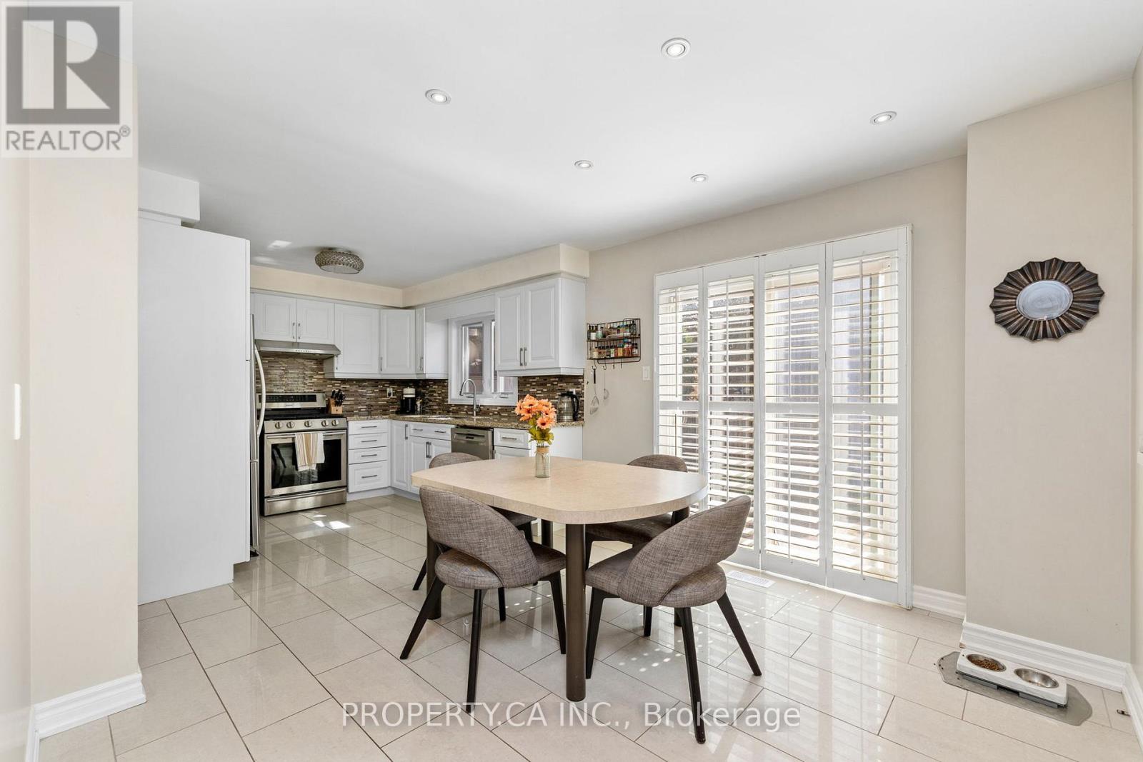 235 Brownridge Drive, Vaughan, Ontario  L4J 7E7 - Photo 9 - N13810722