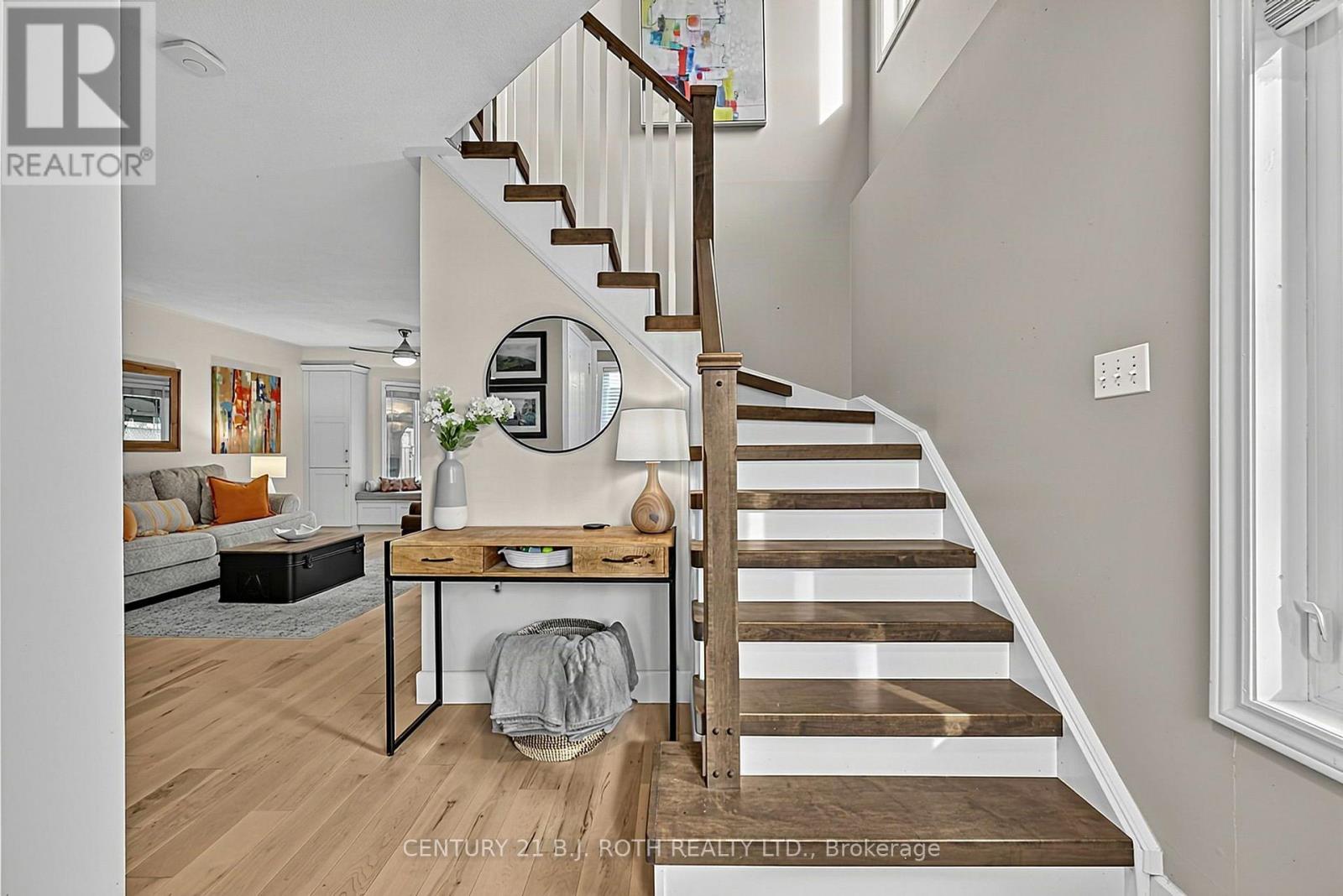 36 Aikens Crescent, Barrie (Holly), Ontario  L4N 8M6 - Photo 20 - S13810666