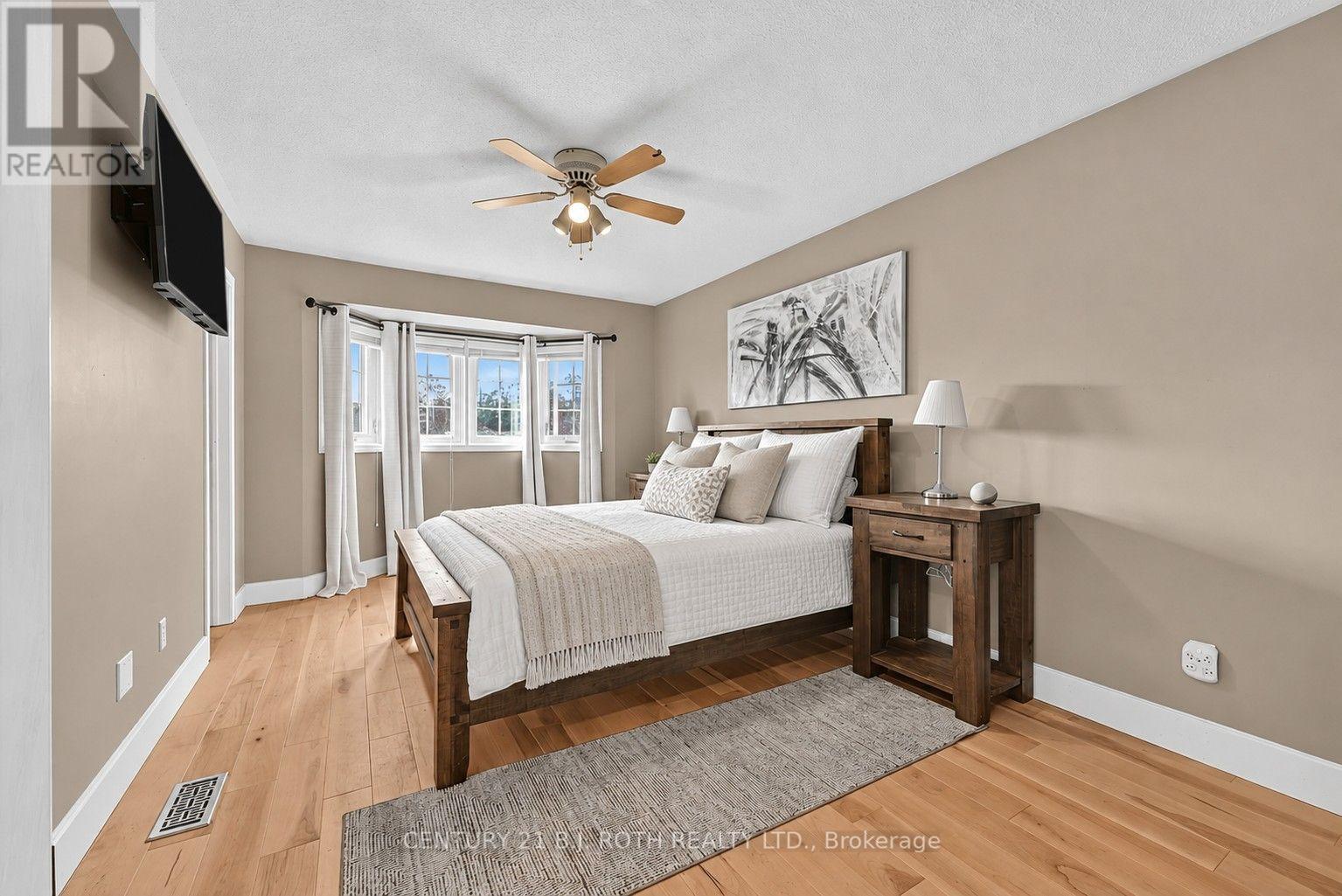 36 Aikens Crescent, Barrie (Holly), Ontario  L4N 8M6 - Photo 21 - S13810666