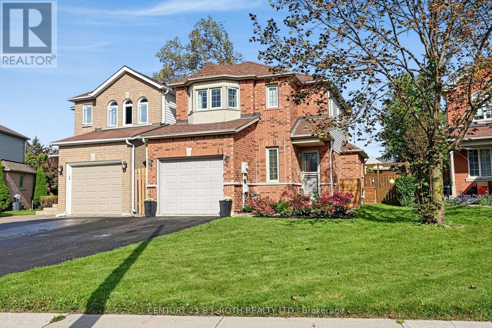 36 Aikens Crescent, Barrie (Holly), Ontario  L4N 8M6 - Photo 3 - S13810666