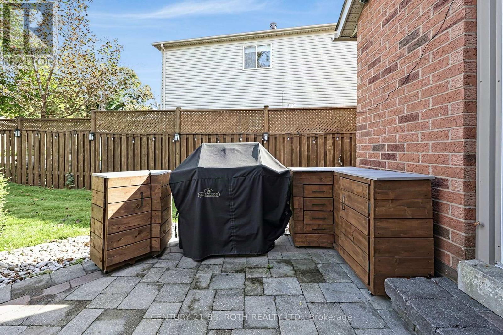 36 Aikens Crescent, Barrie (Holly), Ontario  L4N 8M6 - Photo 34 - S13810666
