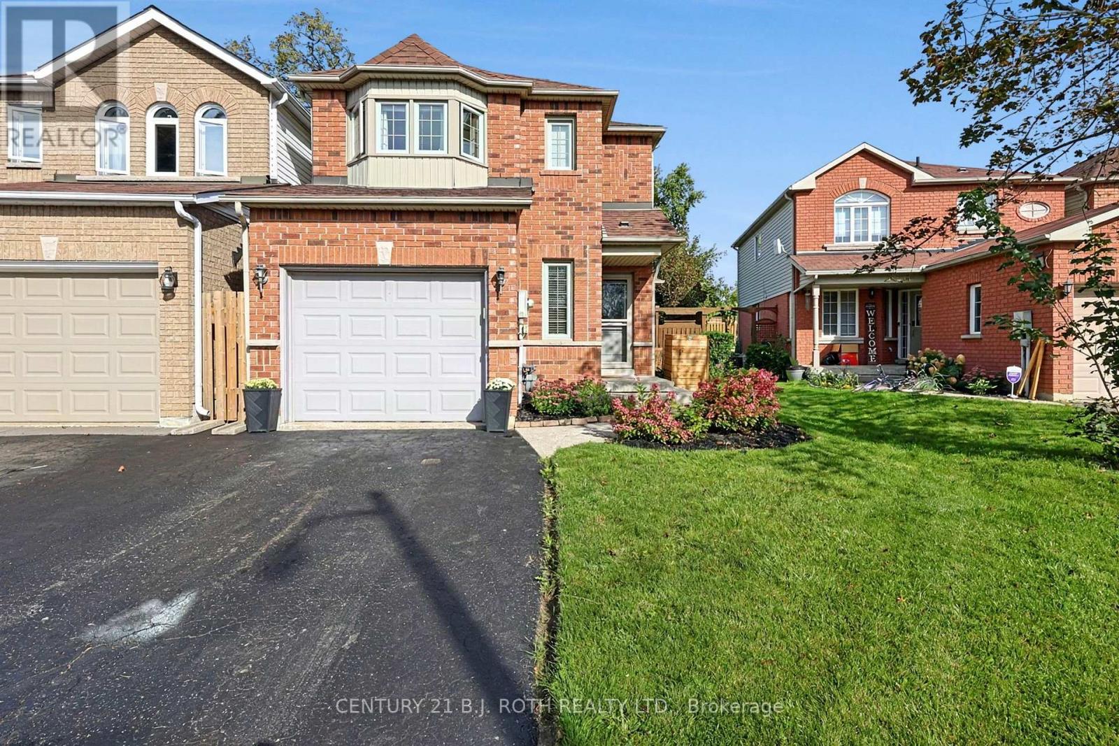 36 Aikens Crescent, Barrie (Holly), Ontario  L4N 8M6 - Photo 5 - S13810666