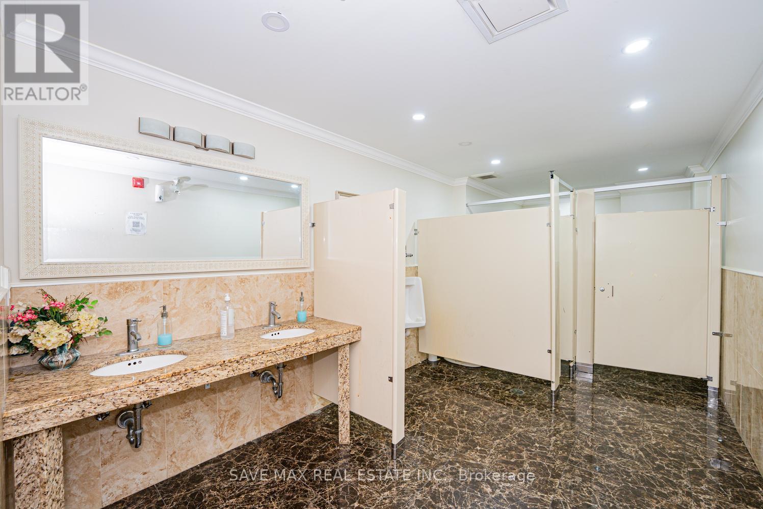 C2-C3 - 918 Dundas Street E, Mississauga, Ontario  L4Y 4H9 - Photo 20 - W13471514