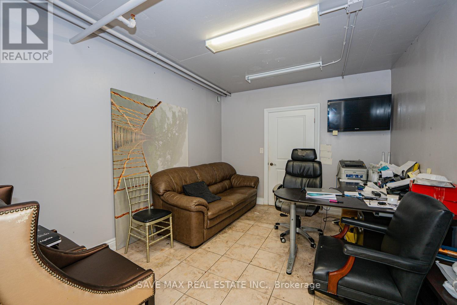 C2-C3 - 918 Dundas Street E, Mississauga, Ontario  L4Y 4H9 - Photo 24 - W13471514
