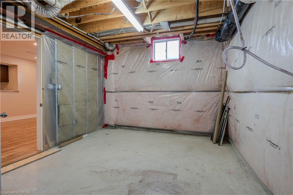 22 Woodhouse Street, Hamilton, Ontario  L9K 0H2 - Photo 45 - 40821329