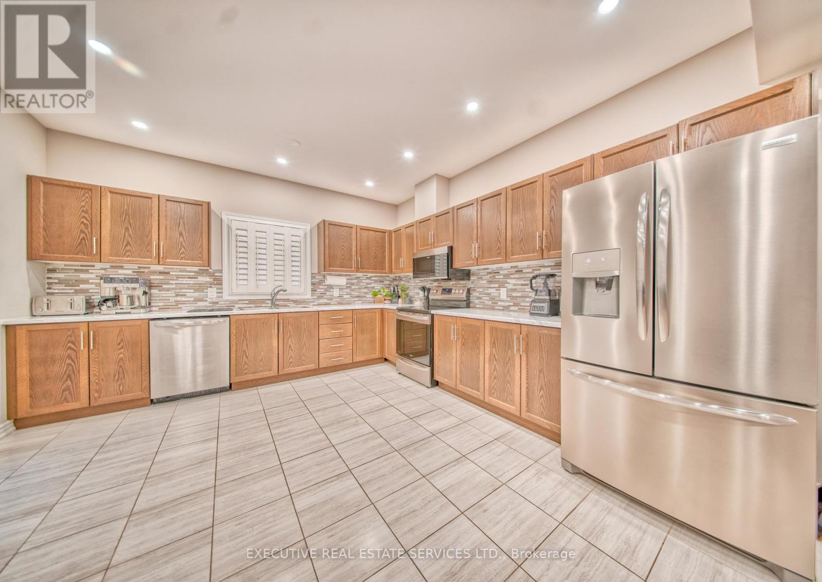 Upper - 57 Bethune Avenue, Welland, Ontario  L3B 5W2 - Photo 22 - X13810522