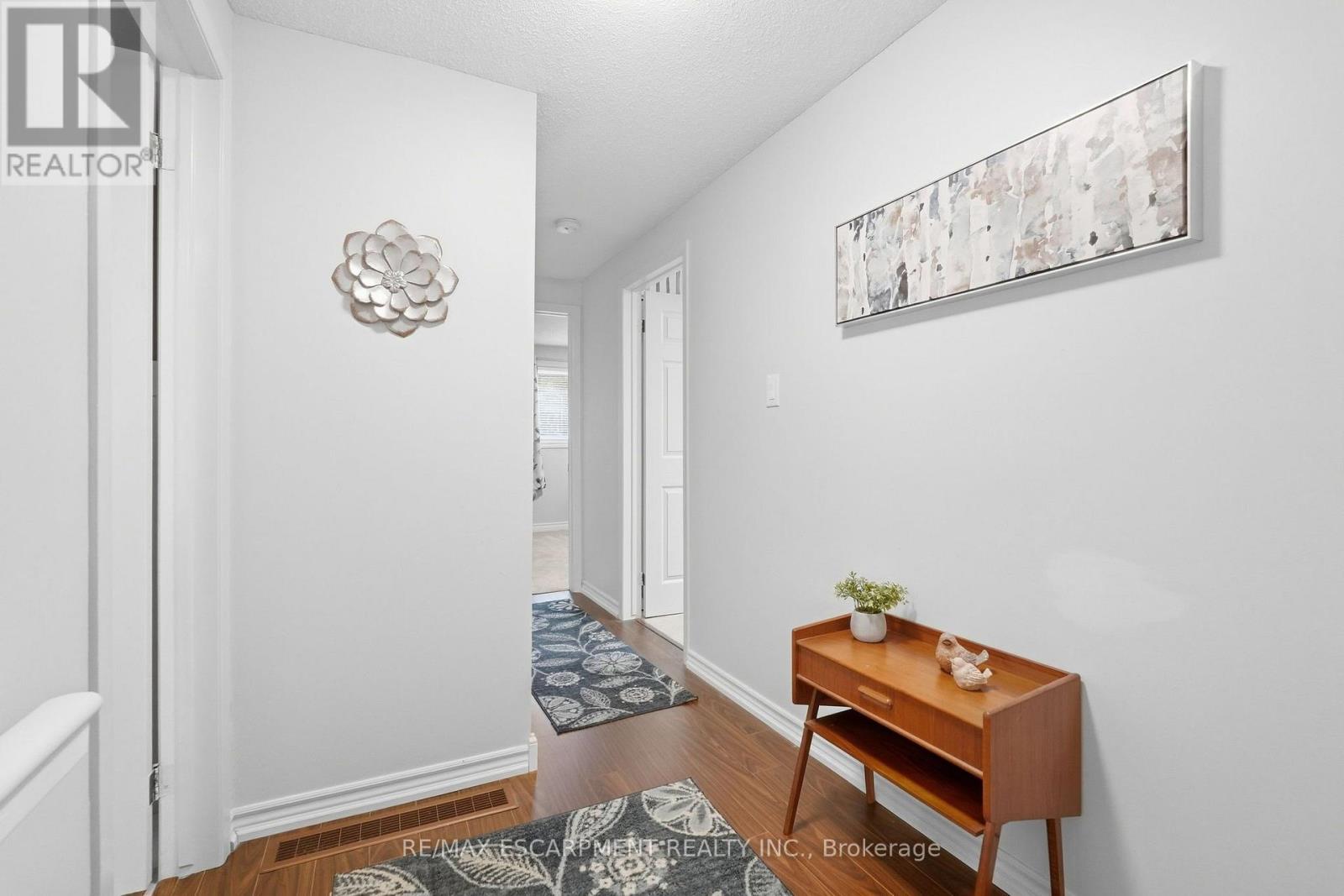 10 Courtland Avenue, Hamilton, Ontario  L9C 5Z2 - Photo 14 - X13810564