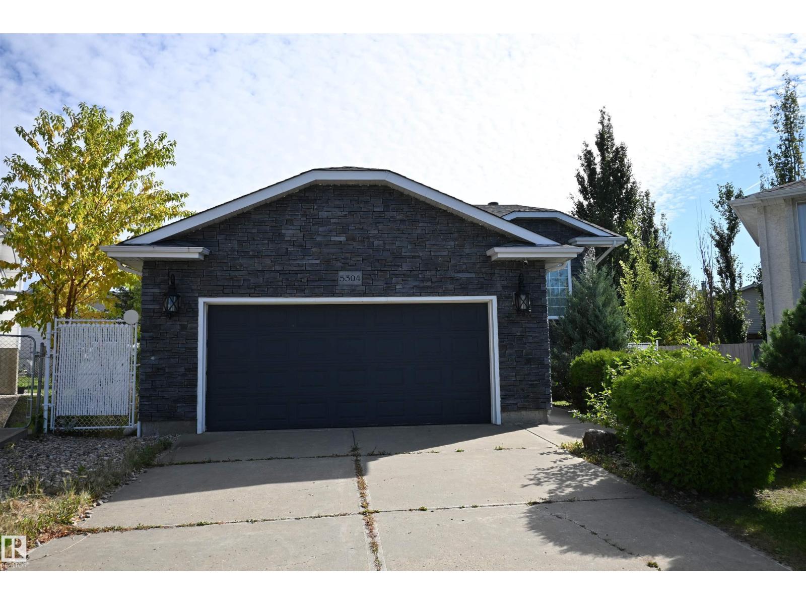 5304 155 AV NW