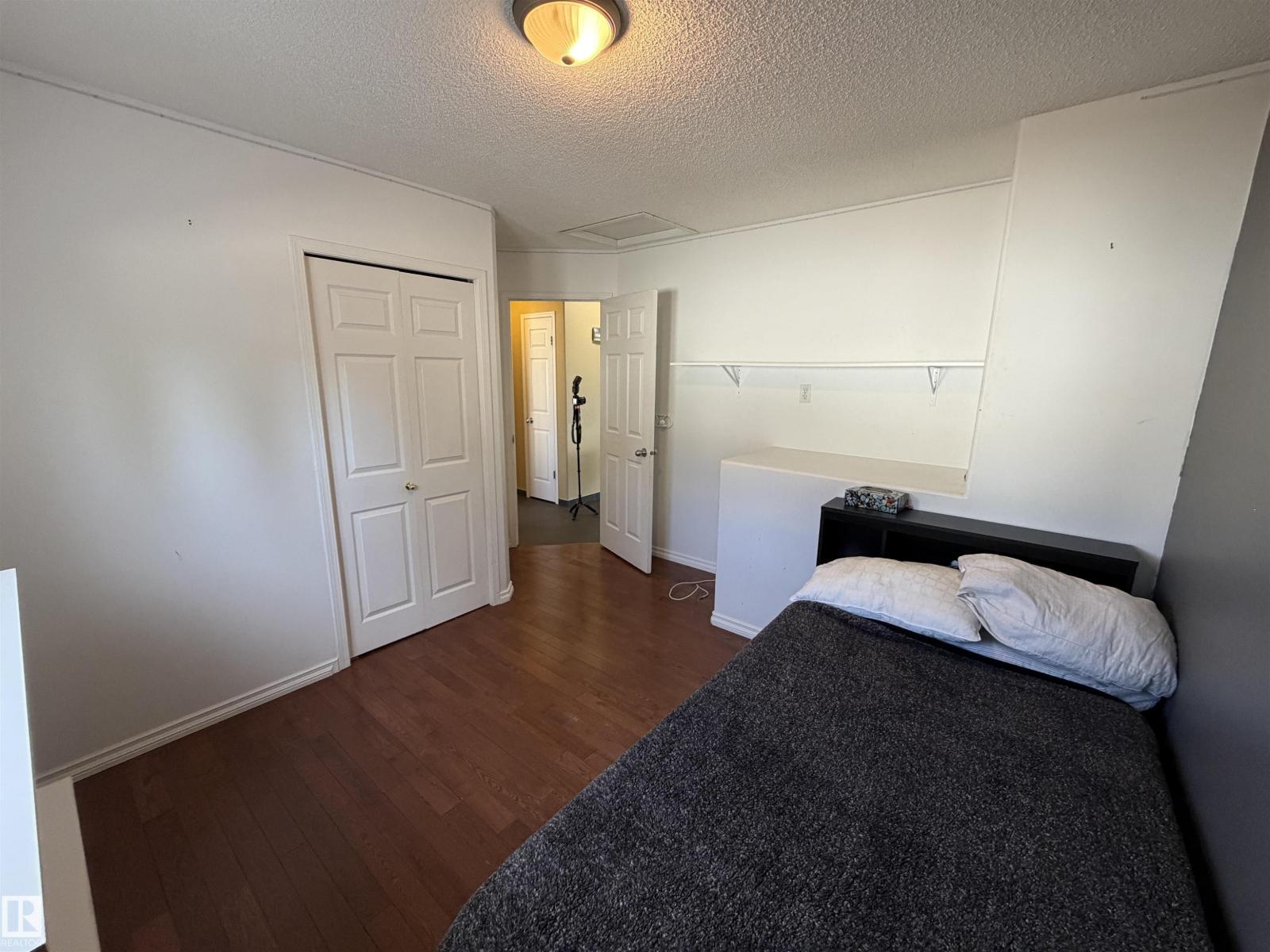5304 155 AV NW